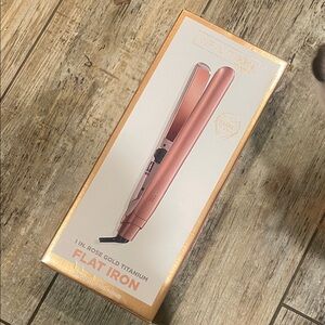 InfinitiPRO By Conair Titanium Flat Iron Smooth & Shine Luxe Series - Rose Gold